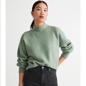& Other Stories - mock neck sweater (pistachio)